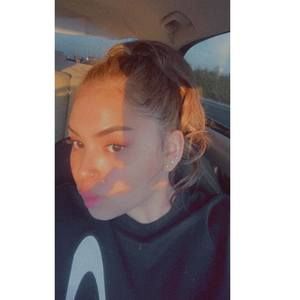 Meet your Posher, Asha